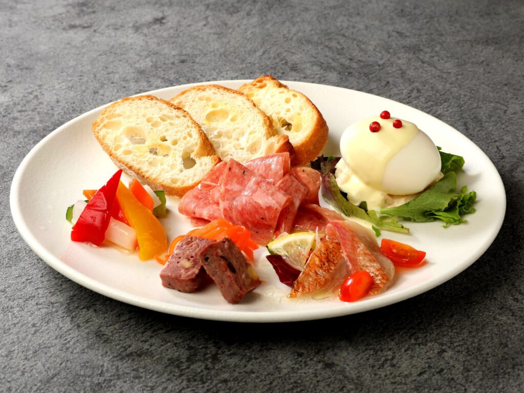 当店自慢の前菜を一度に楽しめる！
【アペタイザー盛り合わせ】