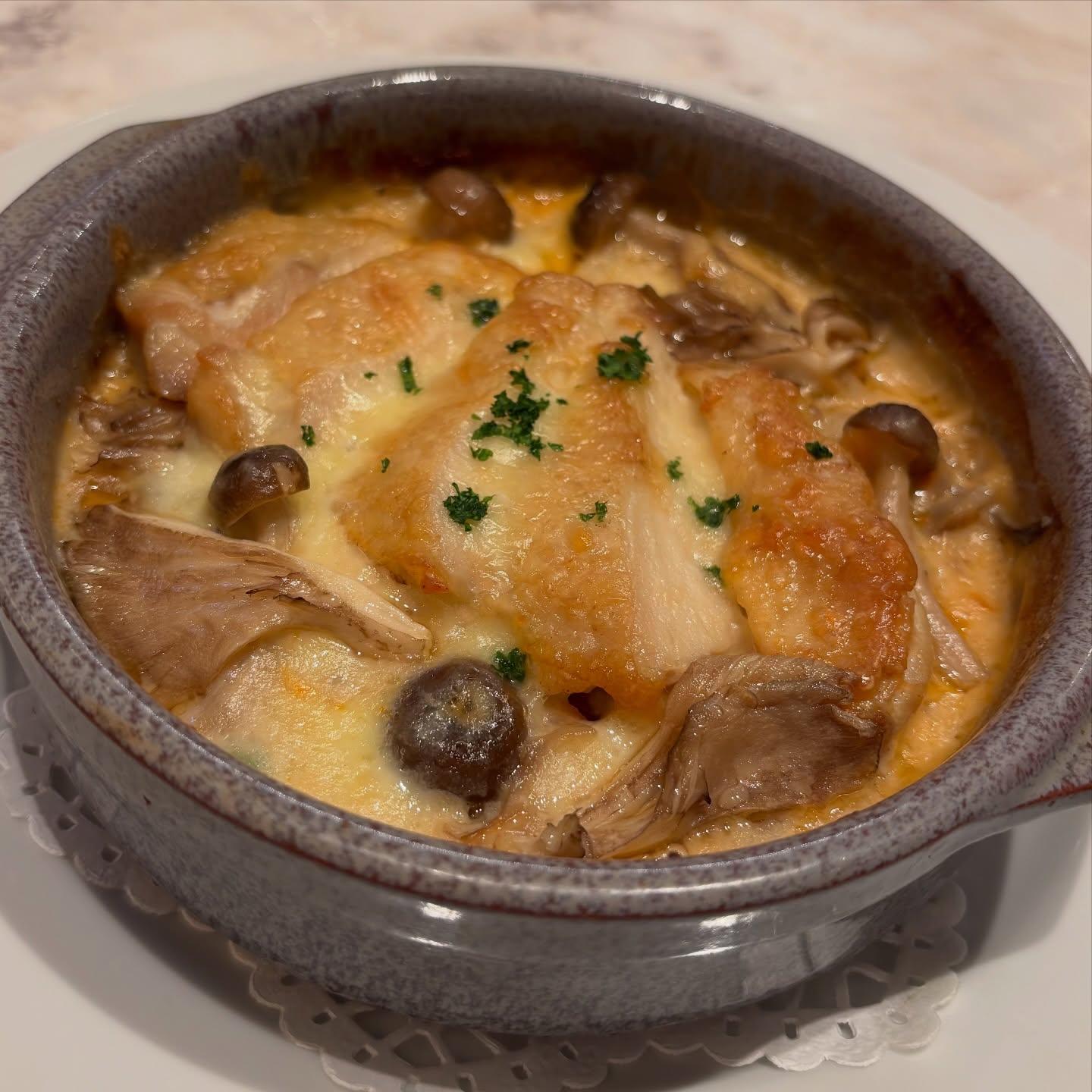 キノコと阿波すだち鶏のグリルチキン ドリア🍄🍴