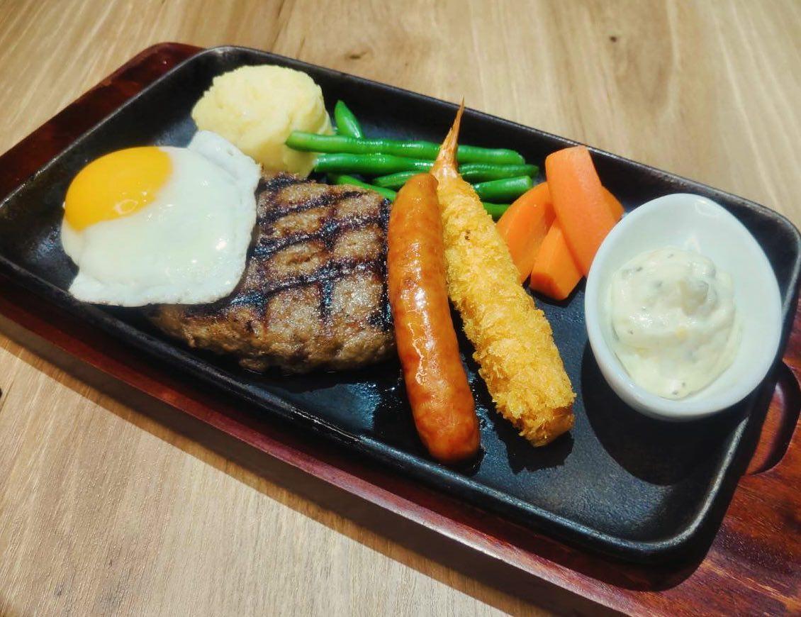 ハンバーグワークス所沢店です！