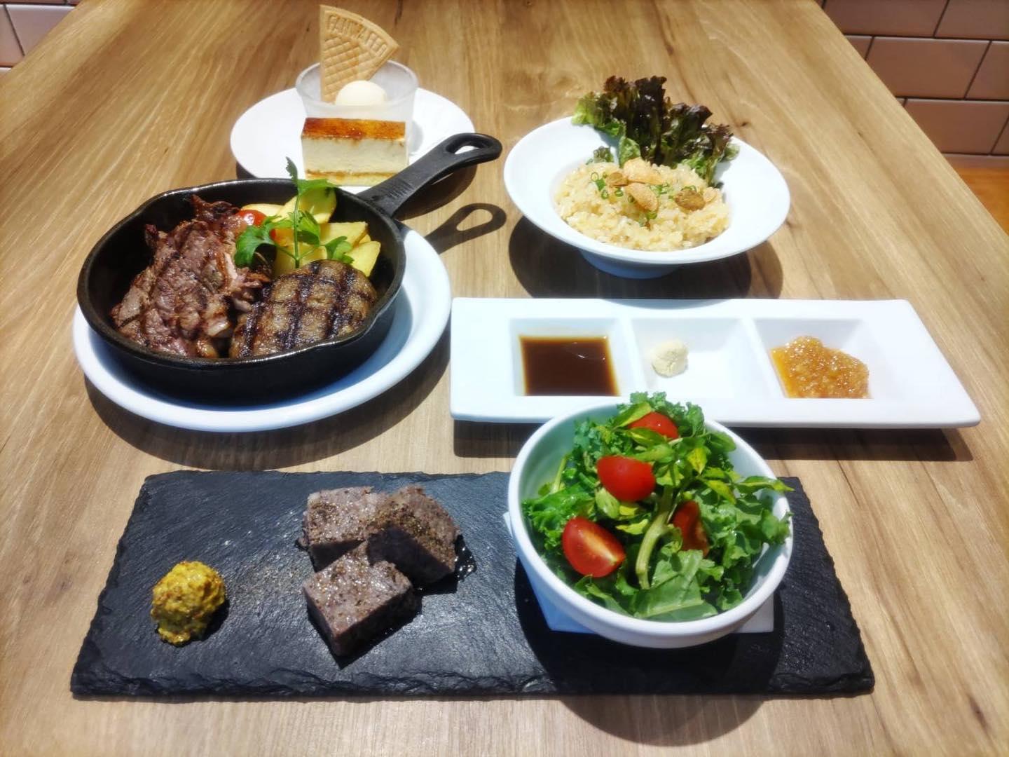 ハンバーグワークス所沢店です！