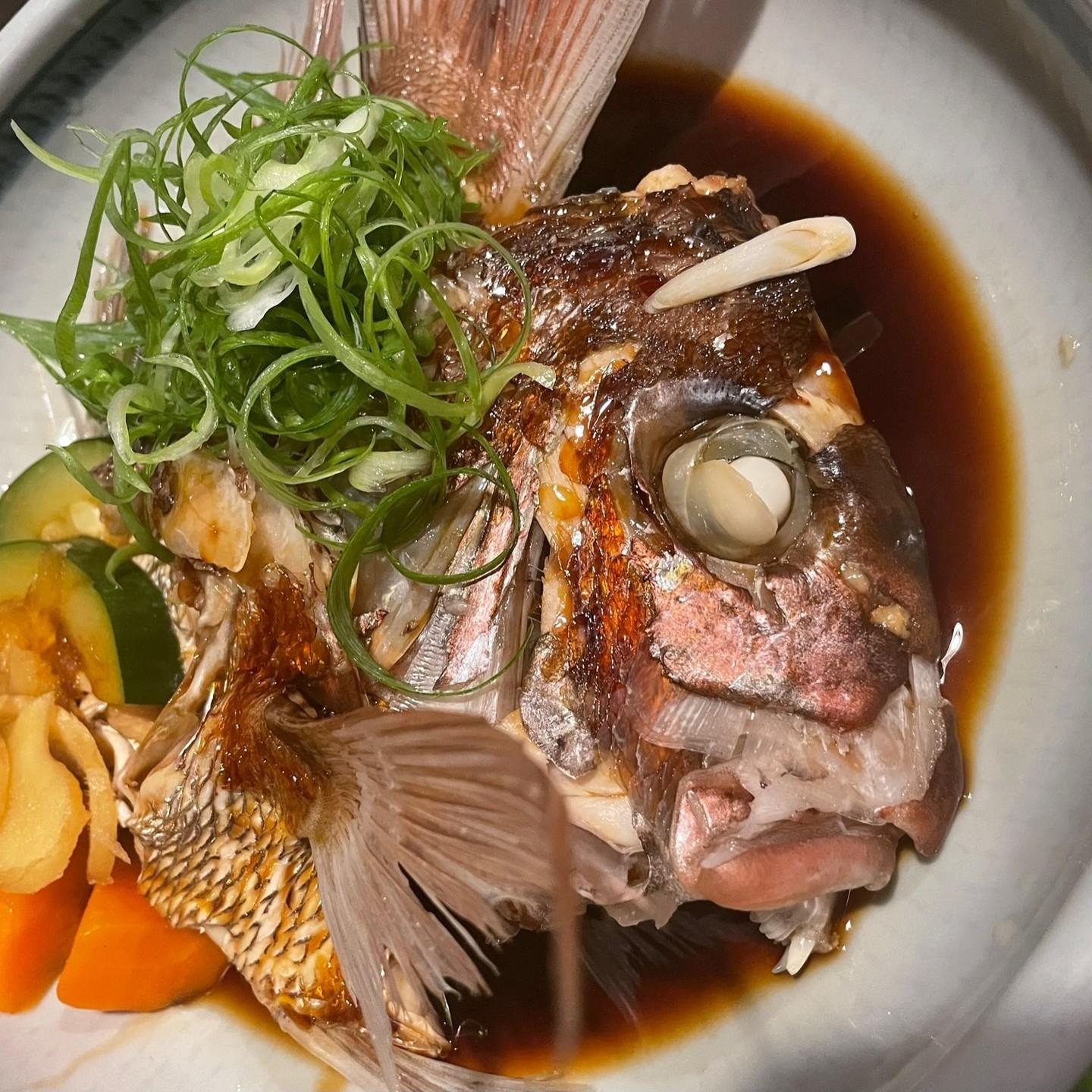 「今日は、何のかぶとがある？」と聞かれることも多い百干国分寺店の人気者！