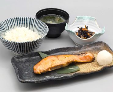 ◎本日の焼き魚定食<br />
~焼き魚の内容は係まで~<br />
*画像はイメージです。