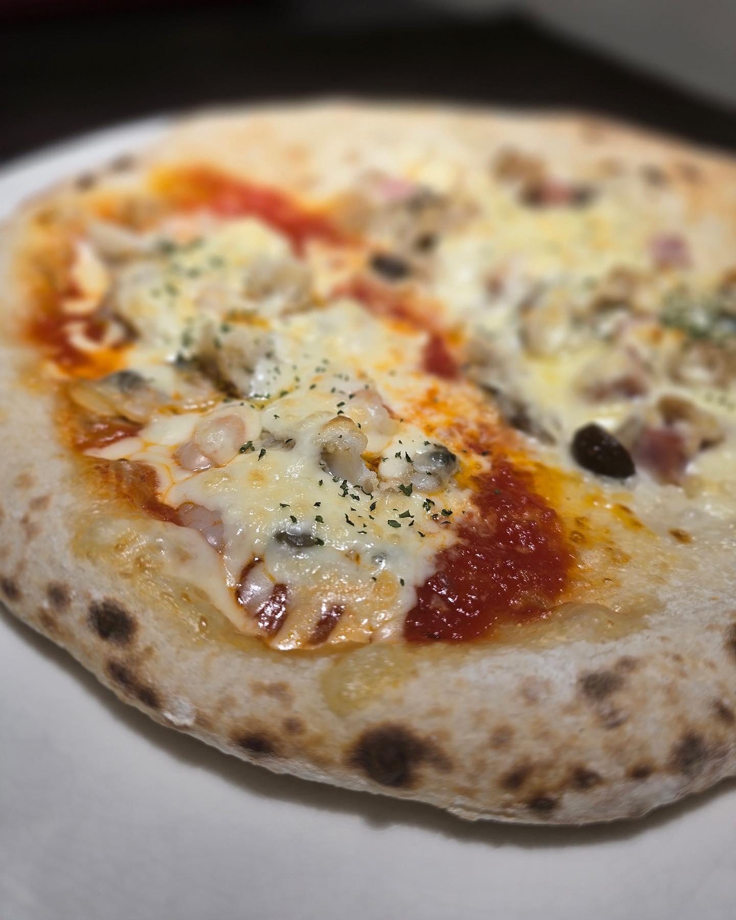 大丸神戸店10階にございますPizza Houseイタリコです！