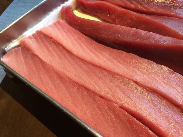 いち押し！鮮魚いろいろ<br />
その日の入荷状況や季節により、随時魚種や産地の内容が変わります！<br />
入荷のない場合もございます。予めご了承下さい！