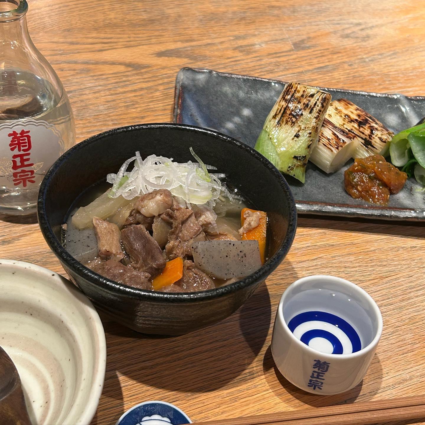 いらっしゃいませ🍶