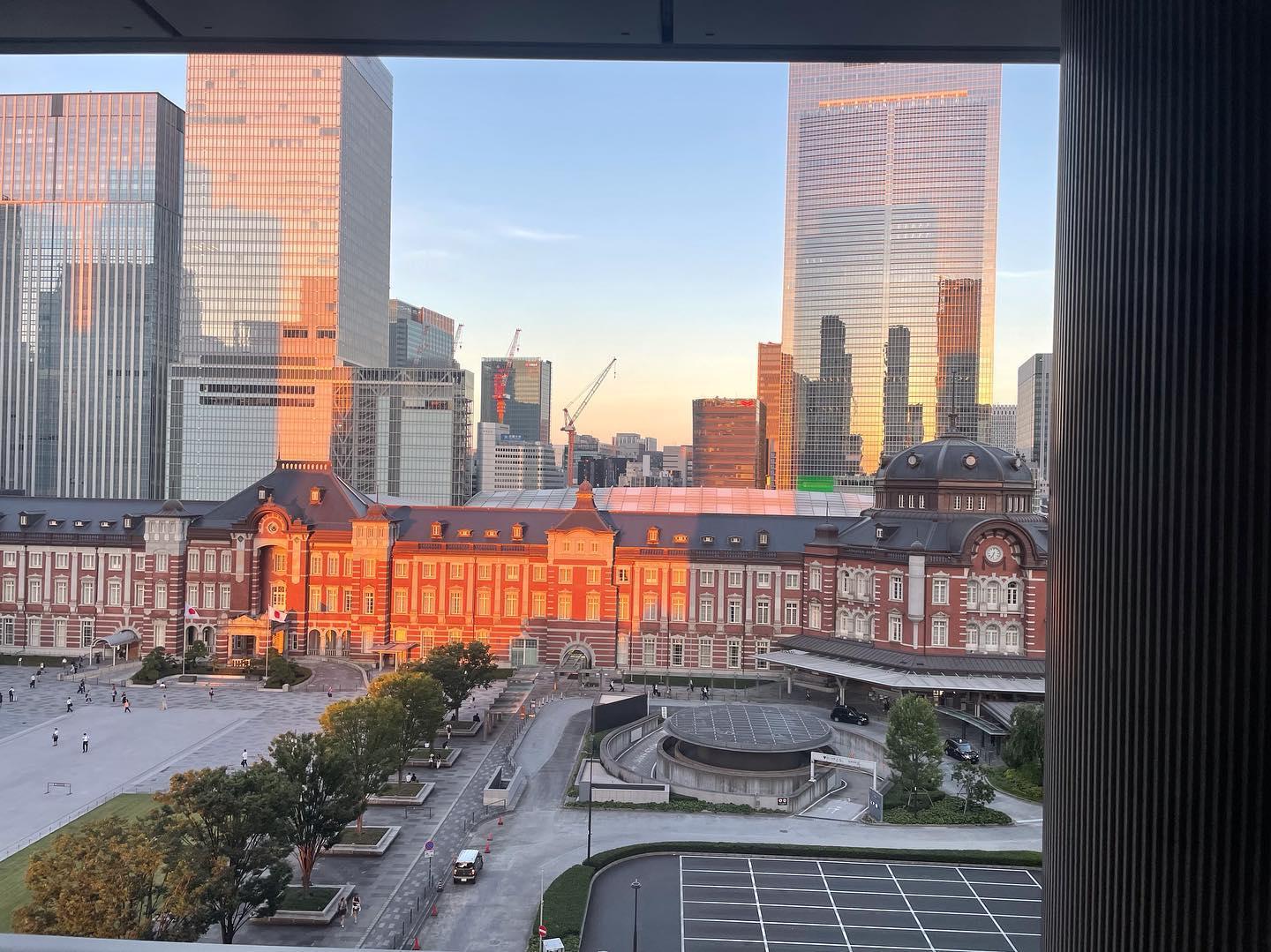 東京駅の夕焼け