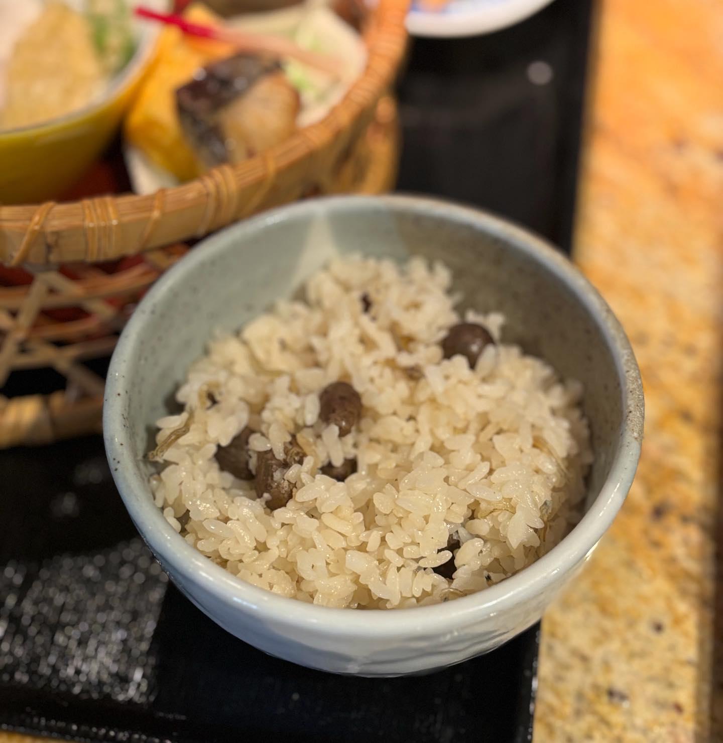 炊き込みご飯が変わりました🍚