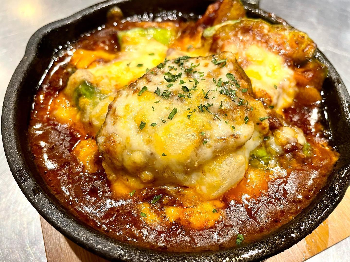 おはようございます。ニユートーキヨーパレスサイドビル店です🍖