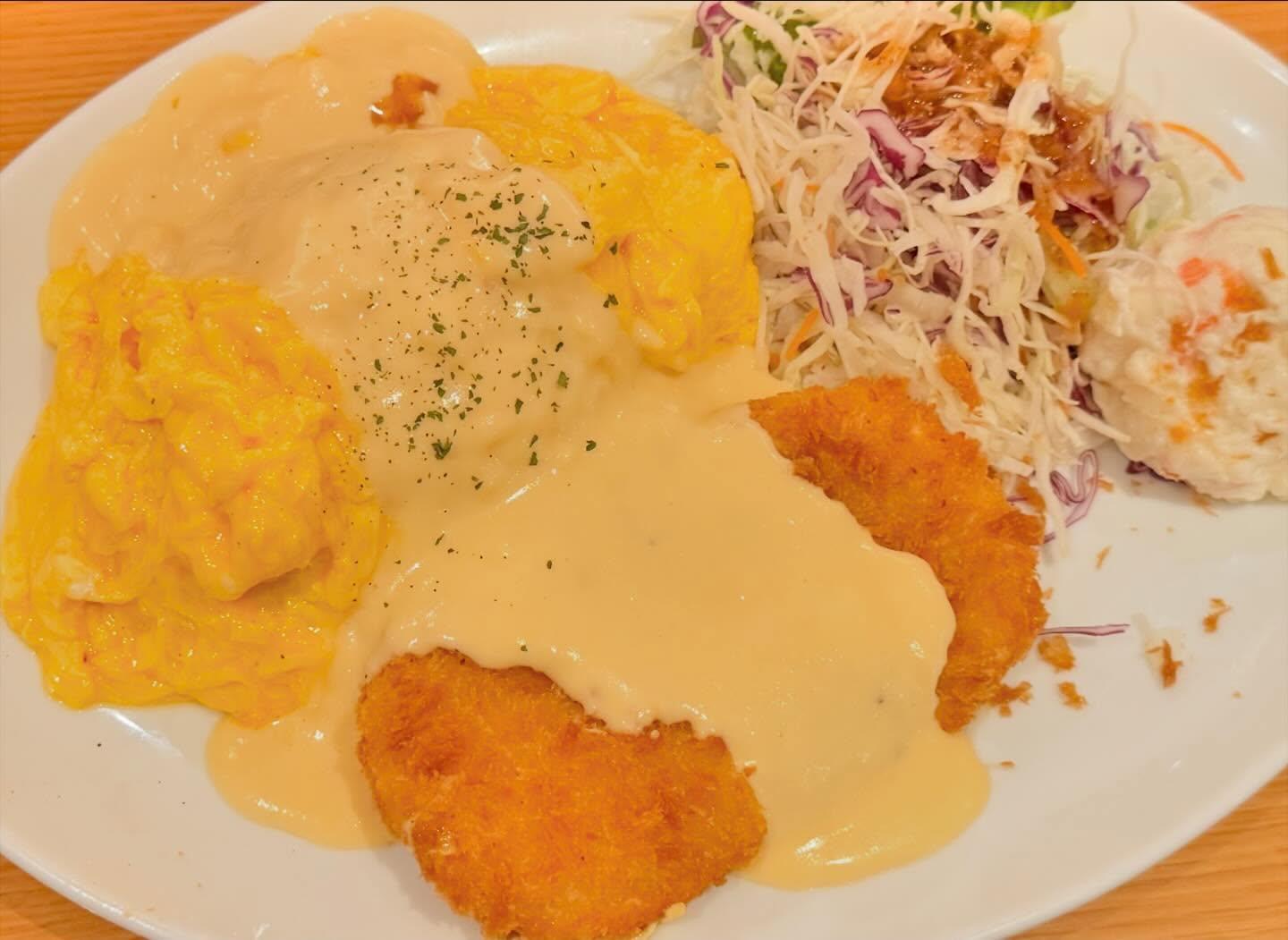 こんにちは☀️ニユートーキヨーパレスサイドビル店です😃