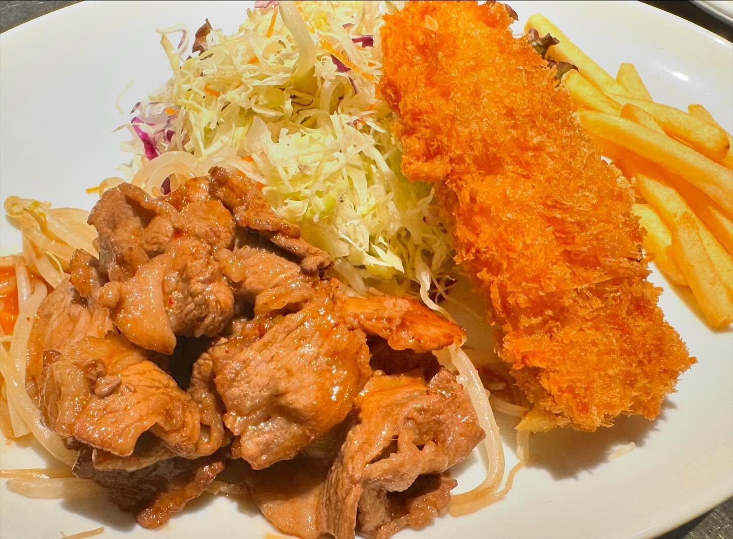 こんにちは☀️ニユートーキヨーパレスサイドビル店です😃