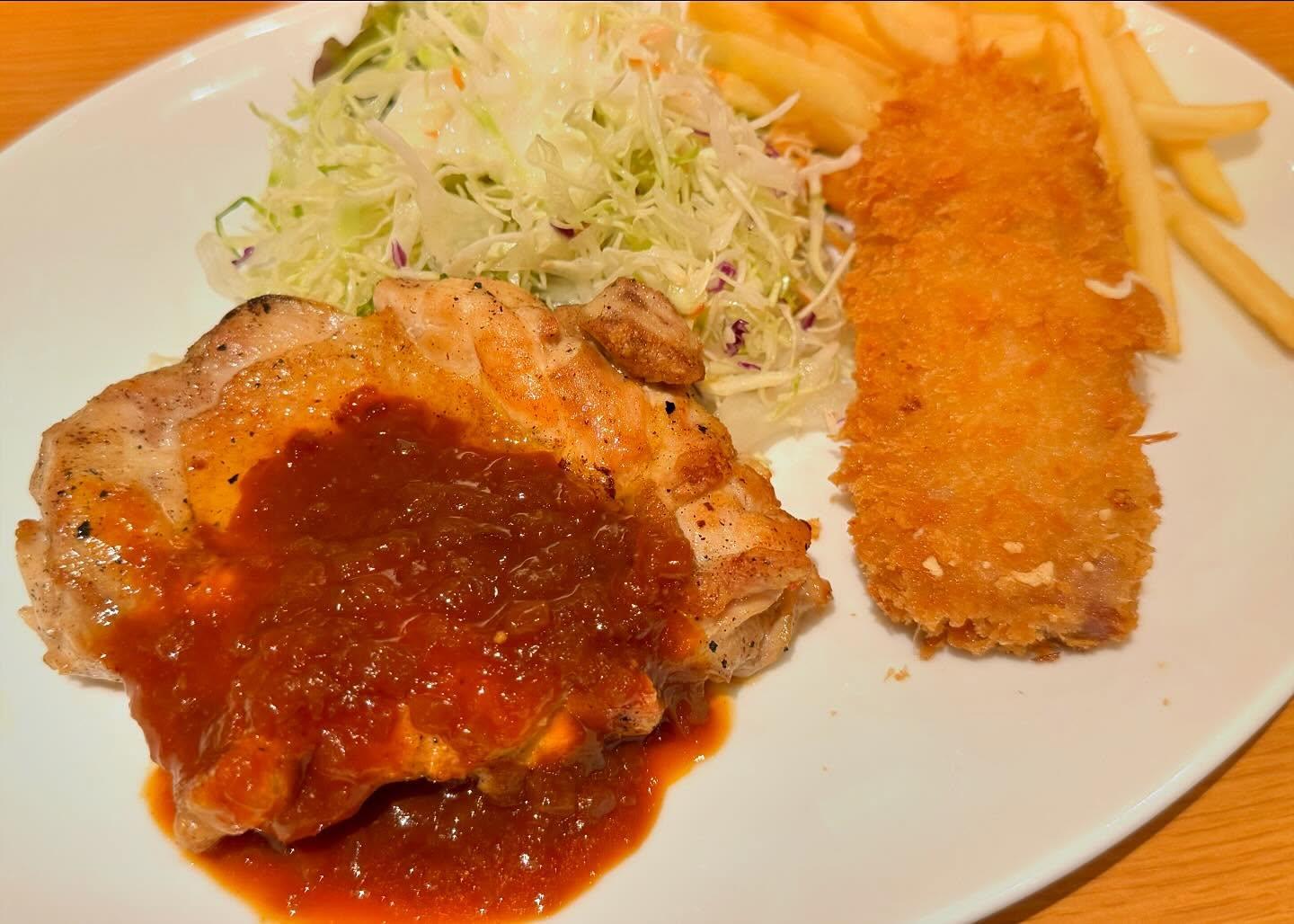 こんにちは☀️ニユートーキヨーパレスサイドビル店です😃