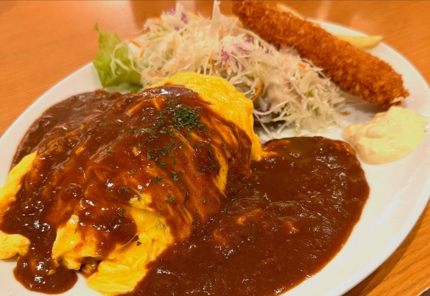 こんにちは☀️ニユートーキヨーパレスサイドビル店です😃