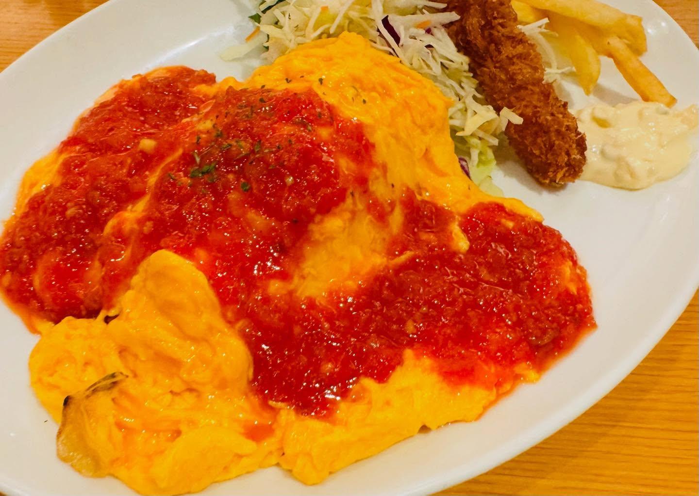 こんにちは☀️ニユートーキヨーパレスサイドビル店です😃