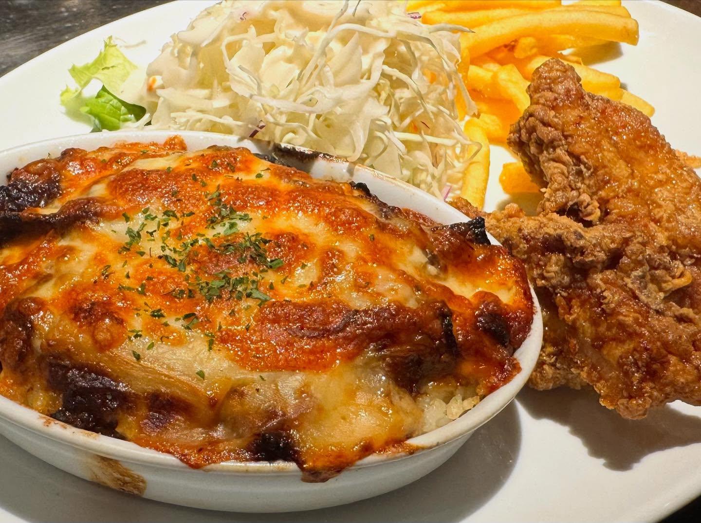 こんにちは☀️ニユートーキヨーパレスサイドビル店です😃