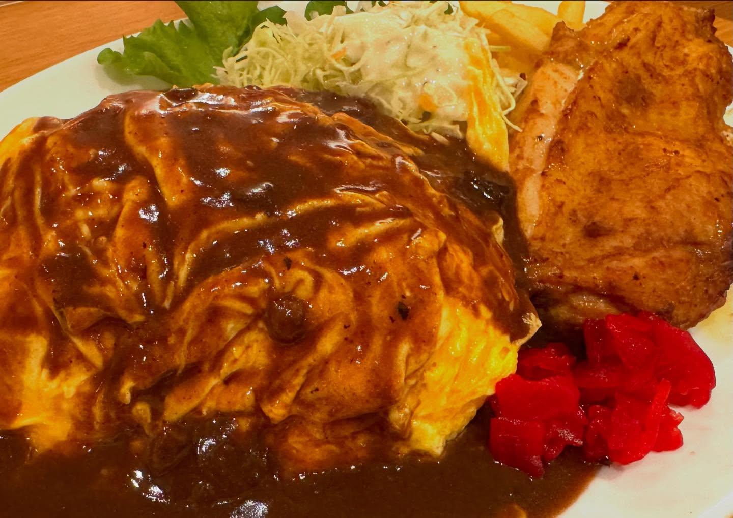 こんにちは☀️ニユートーキヨーパレスサイドビル店です😃