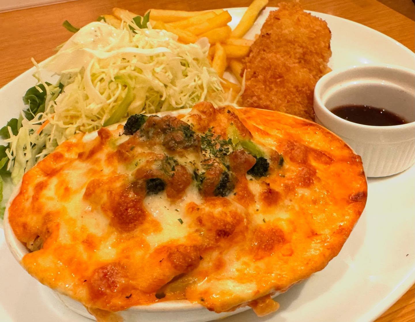 こんにちは☀️ニユートーキヨーパレスサイドビル店です😃