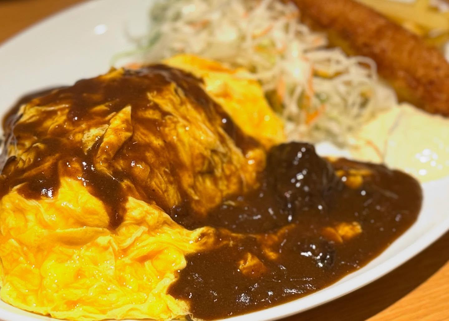 こんにちは☀️ニユートーキヨーパレスサイドビル店です😃