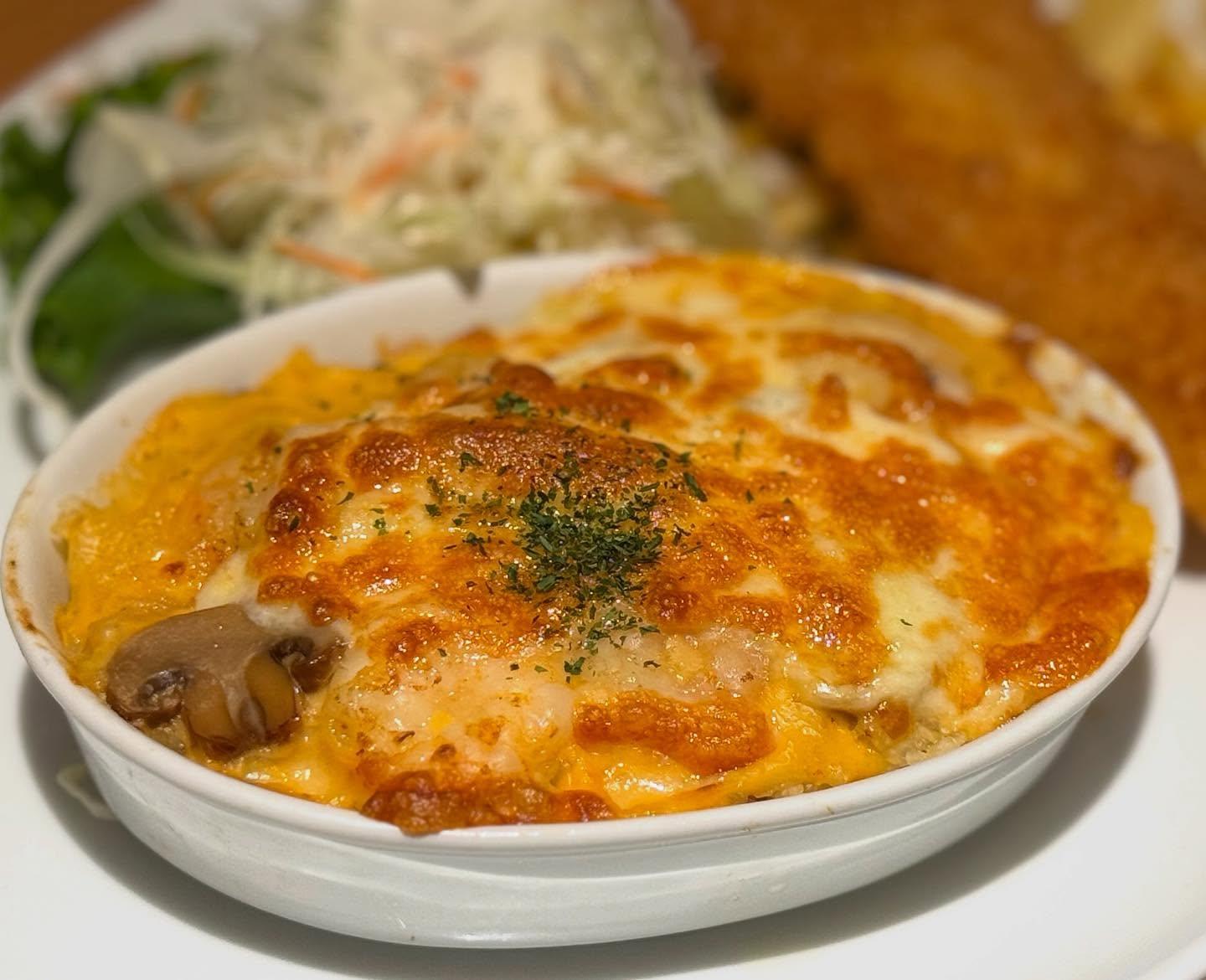 こんにちは☀️ニユートーキヨーパレスサイドビル店です😃