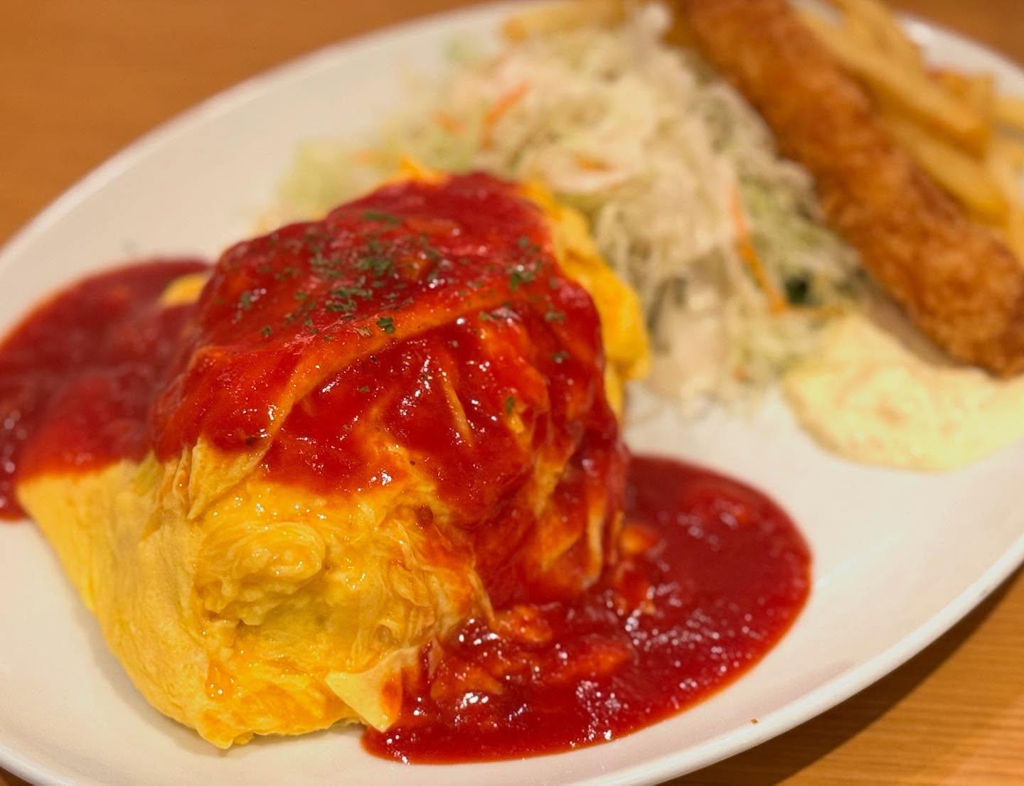 こんにちは☀️ニユートーキヨーパレスサイドビル店です😃