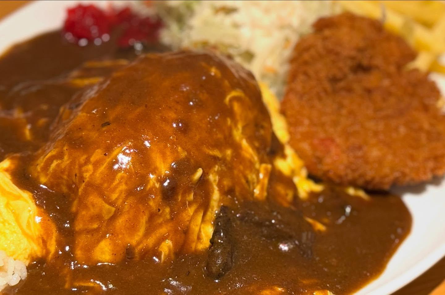 こんにちは☀️ニユートーキヨーパレスサイドビル店です😃