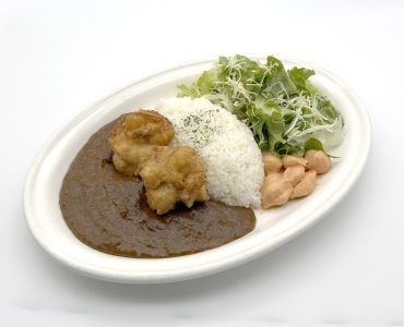 TAPEO特製カレー<br />
(画像は唐揚げカレー)